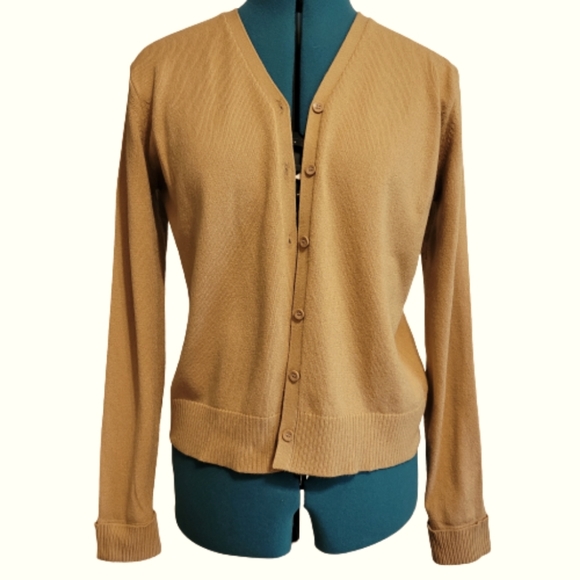 CC Hughes classic Carmel Tan women's button-down cardigan sweater size Medium - Picture 1 of 11